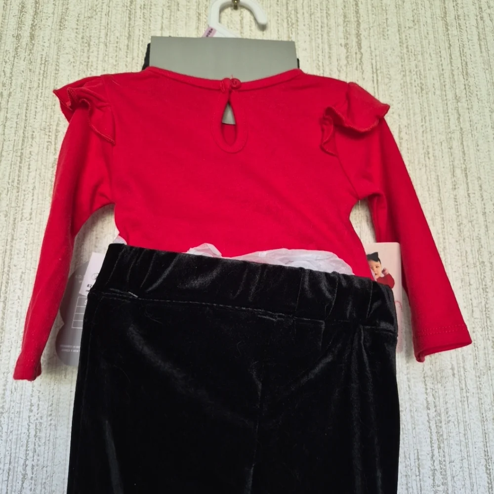 NWT Baby Essentials Size 9 Months Girls Christmas Outfit